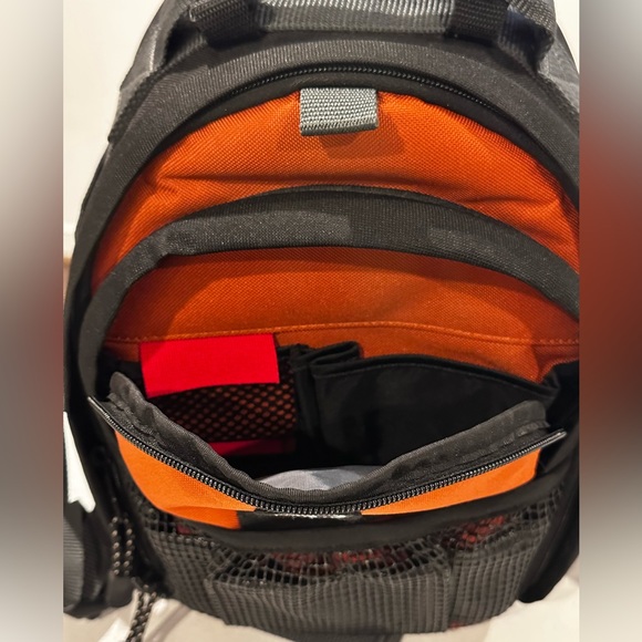 Tamrac 5273 Expedition 3, Compact and Expedition Level Photography Backpack 🎒 - Picture 2 of 16